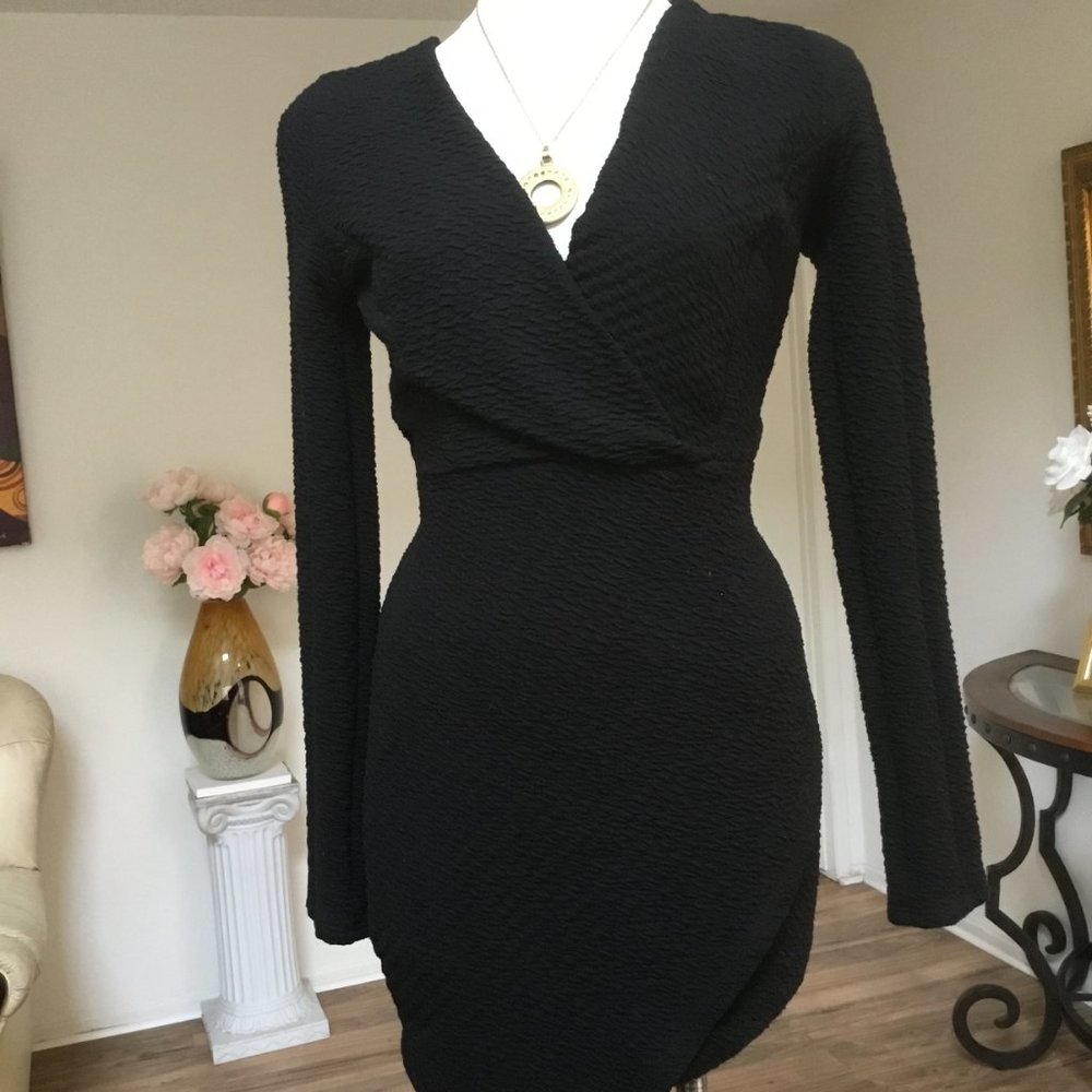 MONACO Textured Short Dress Wrap Neck Long Sleeve Asymmetrical Black S
